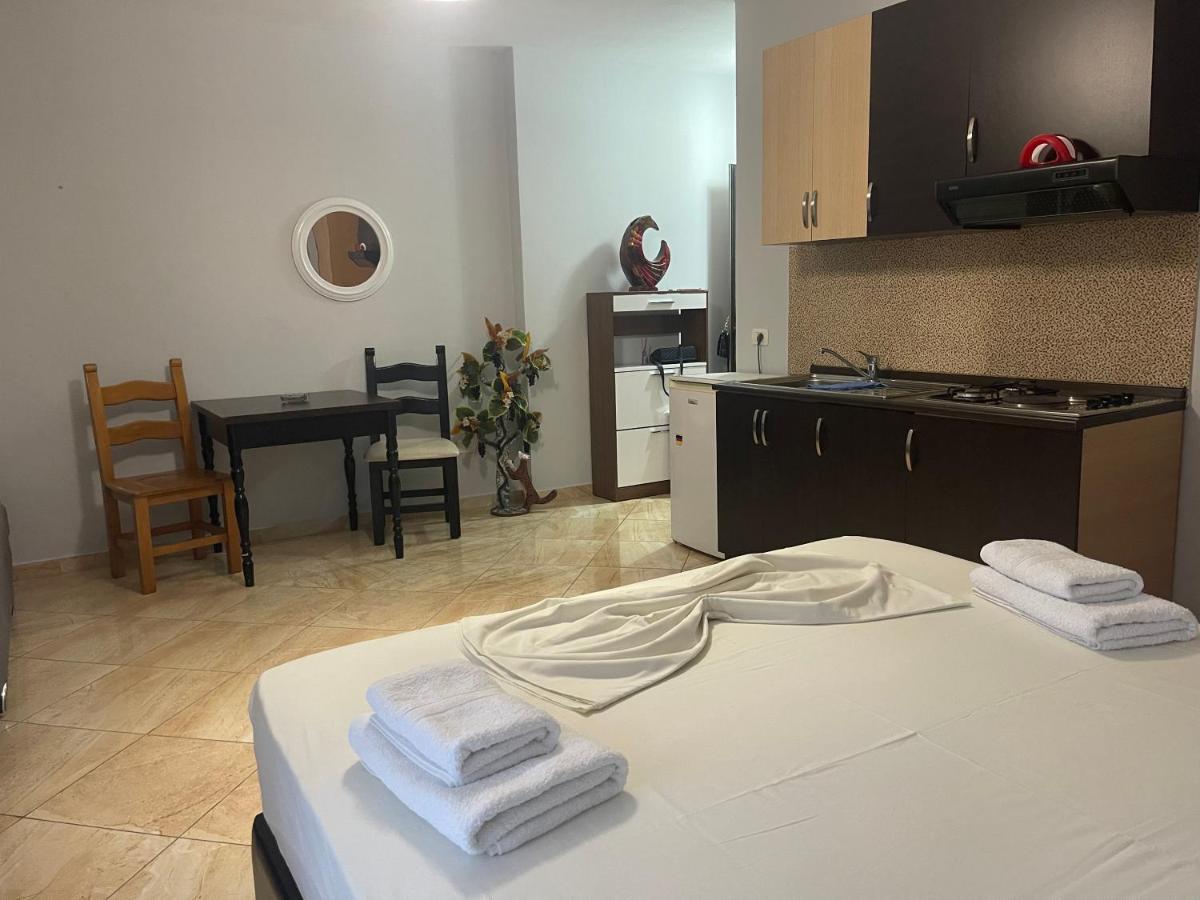 Ferienwohnung Kokomani Durrës Exterior foto
